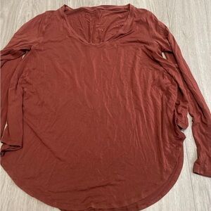 lululemon athletica Rust Long Sleeve Tee
